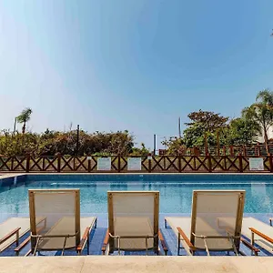 Varandas Do Atlântico, Fabuloso Apto Em Frente Mar Com Piscina Climatizada - 3 Quartos 6 Pessoas Bombinhas